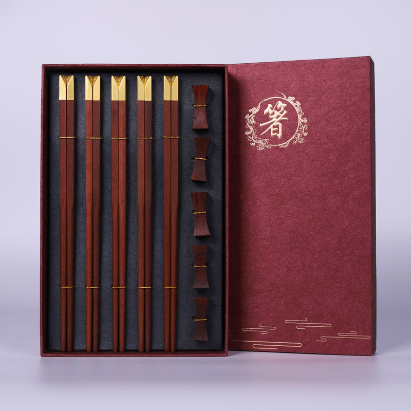Drveni set štapića, 5 pari u poklon kutiji, sandalwood, otisnuto logo, prilagodljivo