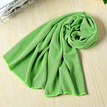 Spordi jahutusrätik logoga – AB lõngad, 21s, 140 g/m2, kiire kuivamine, higi imendumine