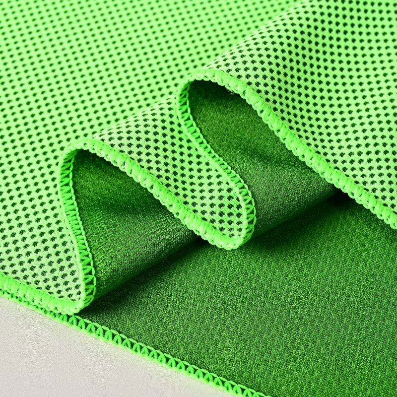 Spordi jahutusrätik logoga – AB lõngad, 21s, 140 g/m2, kiire kuivamine, higi imendumine