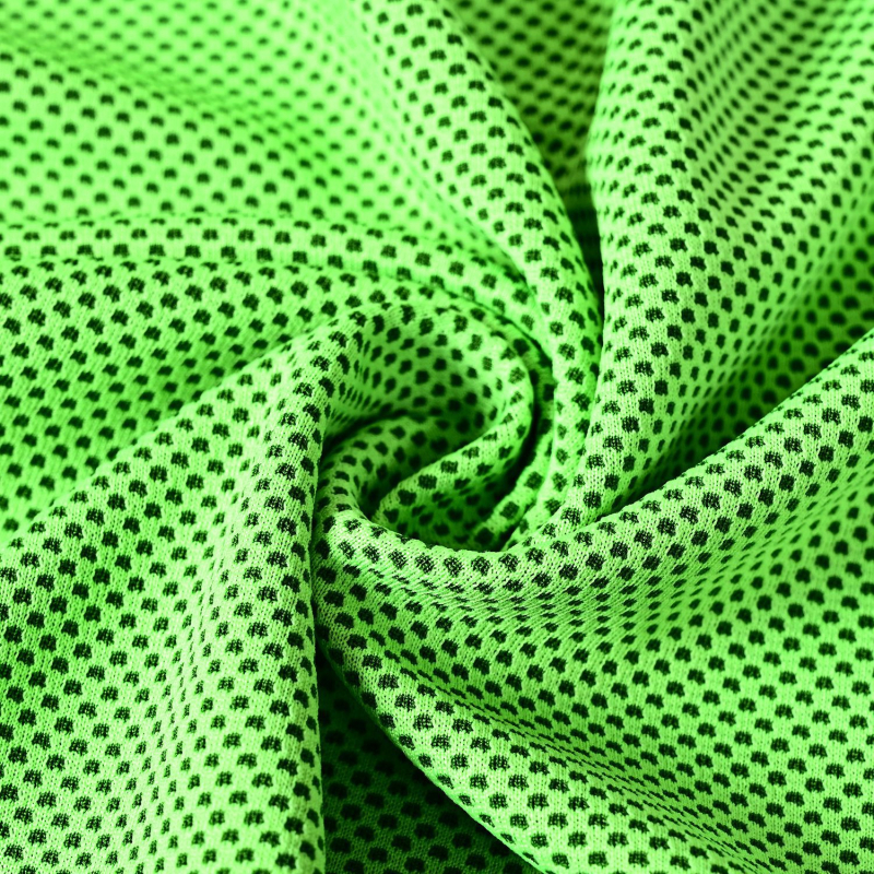 Spordi jahutusrätik logoga – AB lõngad, 21s, 140 g/m2, kiire kuivamine, higi imendumine