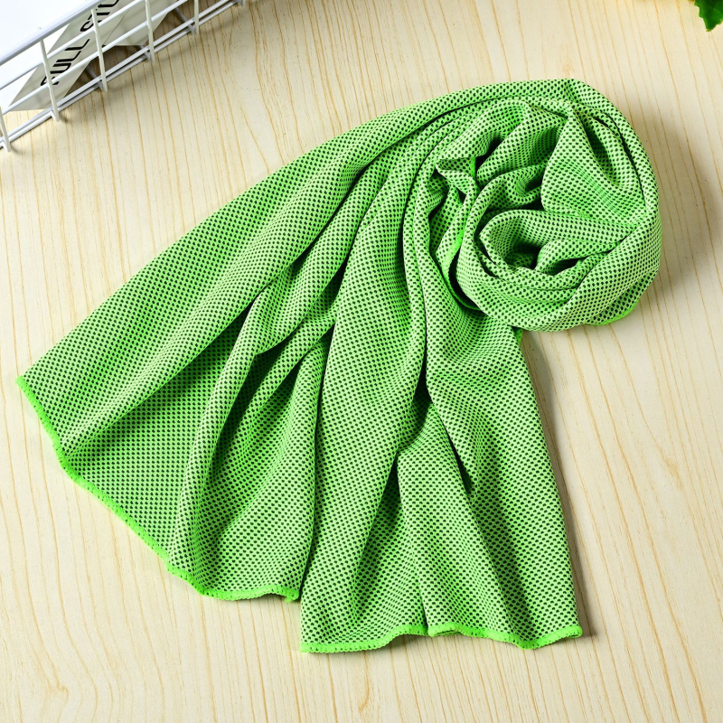 Spordi jahutusrätik logoga – AB lõngad, 21s, 140 g/m2, kiire kuivamine, higi imendumine