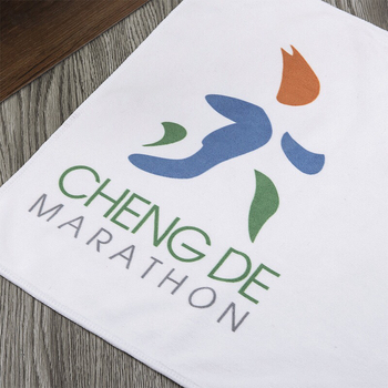 Prilagođeni ručnik za ples i fitness s digitalnim otiskom, 80/20 poliester/poliamid, težina 100–120 g