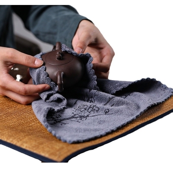 Teekäterätik teekannule ja teekaasadele (Materjal: keemiline kiud; Töötlemine ja kohandamine: Jah; Logo trükkimine: Jah; Kategooria: teekäterätik; Ilma teekannuta)