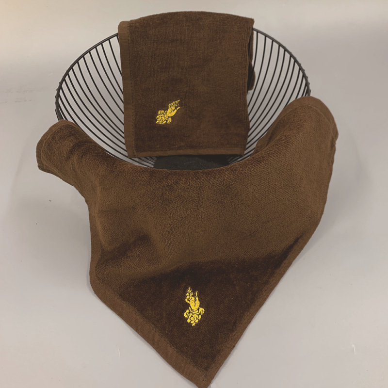 Teás konyharuha, 100% pamutból, hímzett és vágott felület, Stranded fonal, fonal 21, tömeg 35 g