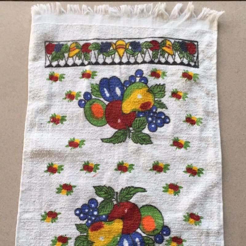 Pamut teafő törlőkendő, egyenes él, nyomtatott logó, gyenge csavarodású szál, 14-es fonal