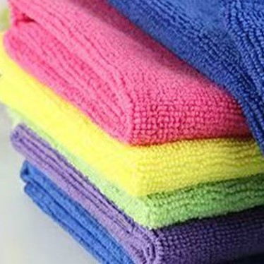 Mikrovláknová utierka na auto na leštenie a umývanie, warp-knitted, 250 g, jednovláknová priadza, možnosť potlače loga