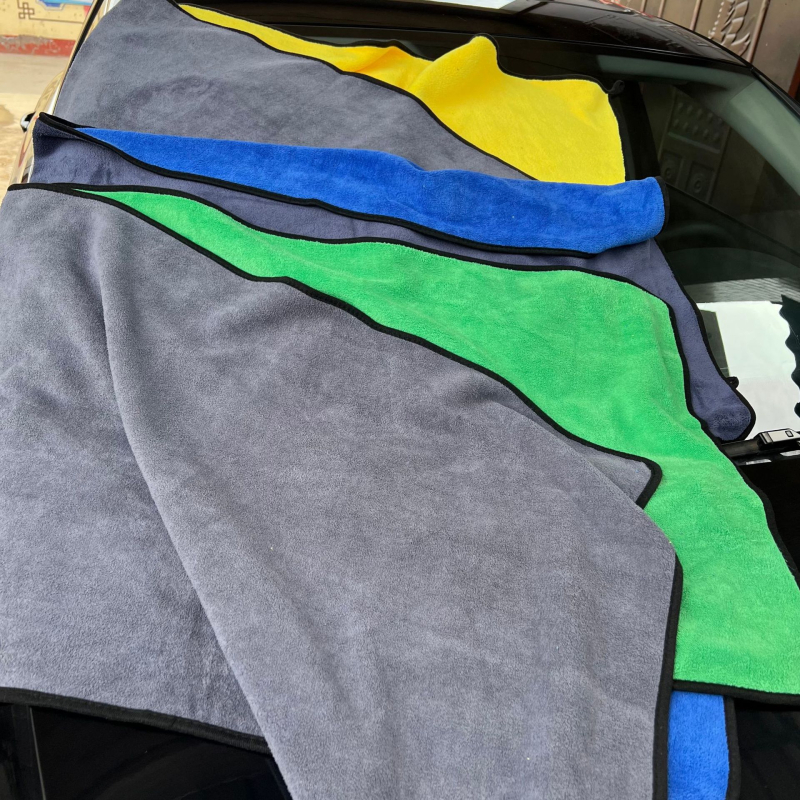 Prosop auto din fleece coral, dublu față, gros și foarte absorbant, fire 150D, imprimare logo disponibil