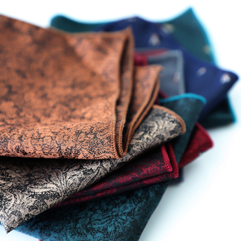 Batistă de buzunar cu model floral, țesătură jacquard, fibră poliester, căptușeală poliester