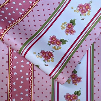 PVC öntapadós tapéta – vízálló falikép, szekrényekre és íróasztalokra, modern minimalista stílusban (1 db)