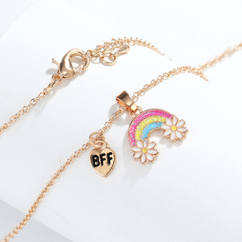 Gyerekeknek szánt ötvözet medálos nyaklánc, csepp olajos felülettel, rajzfilmszerű stílus, friss és édes