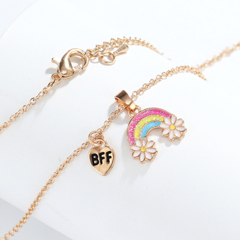 Gyerekeknek szánt ötvözet medálos nyaklánc, csepp olajos felülettel, rajzfilmszerű stílus, friss és édes