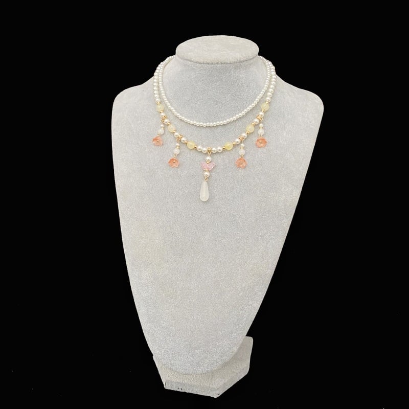 Műgyöngyökkel ellátott nyaklánc, kézzel készített golyós lánccal, organikus üvegmedállal, 2025 tavasz