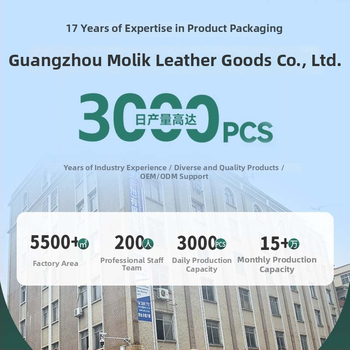 Dvojvrstvová plastová šperkovnica s vysúvacím úložným priestorom na prstene, náušnice a hodinky