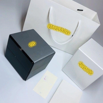 RA1926 Gyöngyvirág motívumos óradoboz — karton ékszerdoboz csomagolás, ajándékdoboz