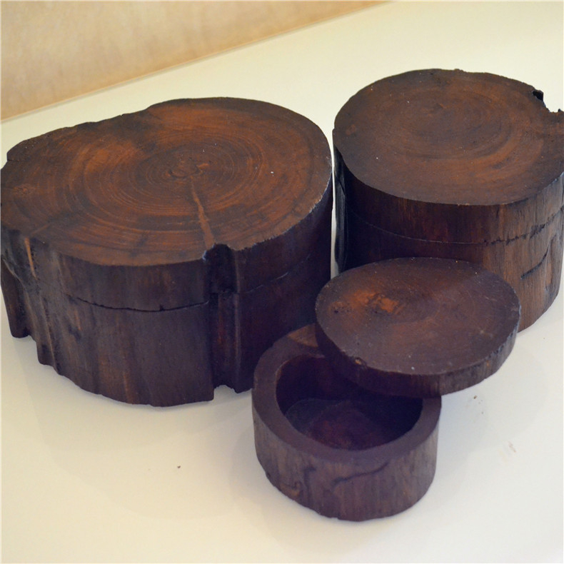 Cutie pentru bijuterii în stil sud-est asiatic, lemn masiv, rotundă