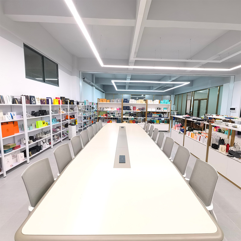 Reliefes mintázatú ékszerdoboz – személyre szabott nyaklánc készlet és ékszertároló, kihúzható ajándékdoboz (Eredet: Foshan; Anyag: papírkarton; Testreszabás: Igen; Márka: Oudian Industrial)