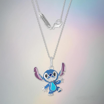 Nyaklánc – Stitch karikatúra medál, gyémántokkal kirakott, cinkötvözetből, O-lánccal