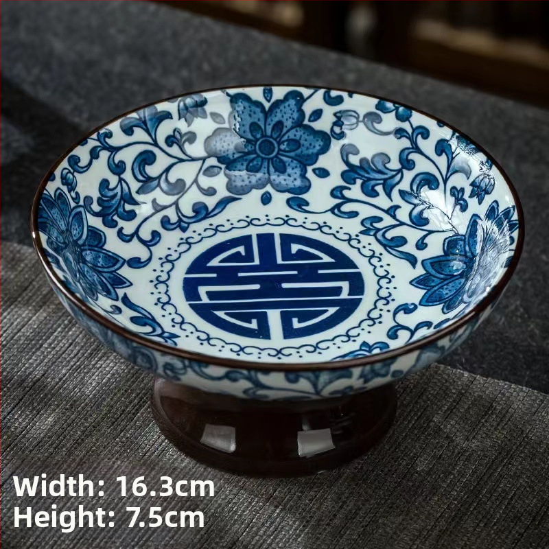 Porcelán gyümölcstál, vintage egyszerű stílus, 2023 szeptemberében bemutatva.