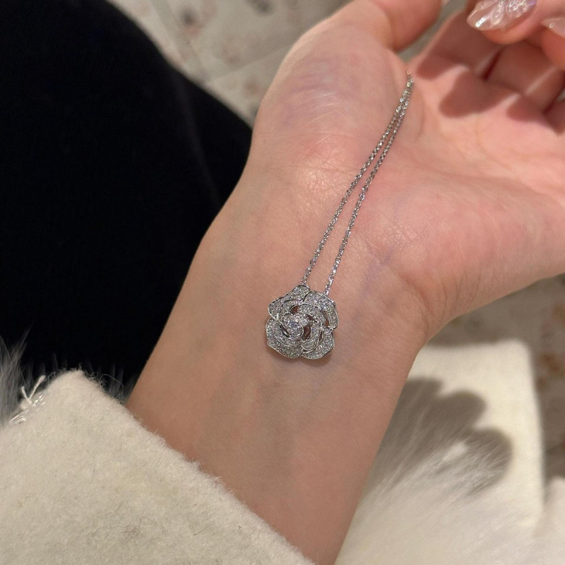 Colier pentru femei cu pandantiv floare din argint 925, cu inserție de diamant, lanț simplu