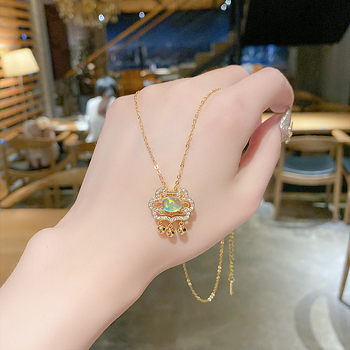 Titánacélból készült nyaklánc etnikus stílussal, unisex, keresztes lánccal, tömör drágakő bevonattal