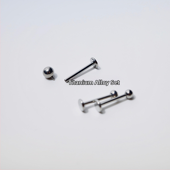 Titano lip stud su vidiniu sriegio, rankų darbo, tinkamas anodizavimui