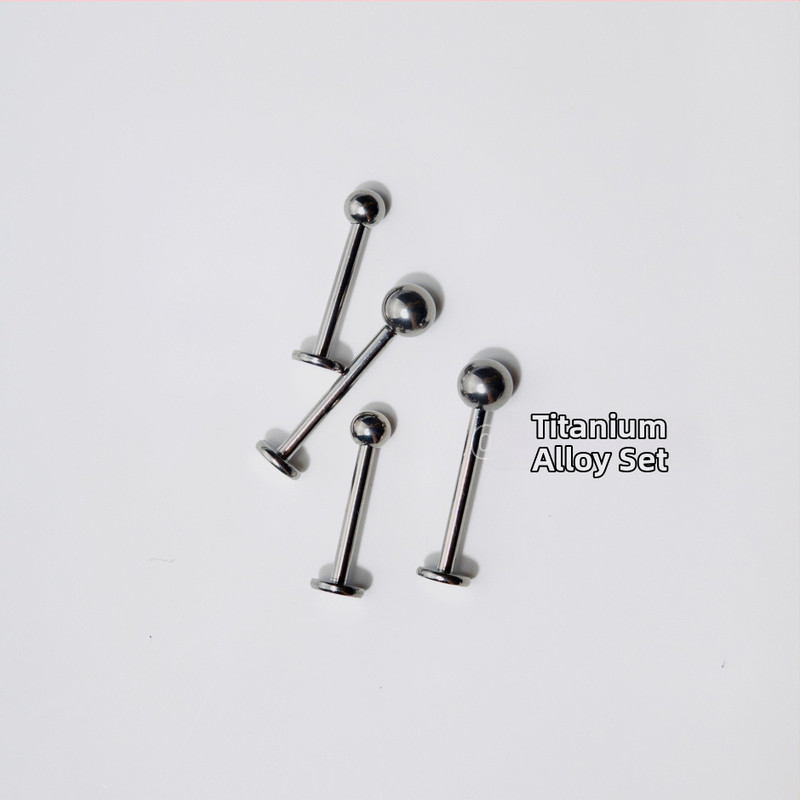 Titano lip stud su vidiniu sriegio, rankų darbo, tinkamas anodizavimui