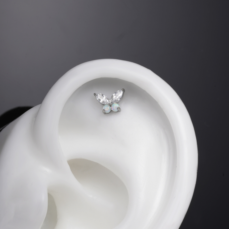Titánium ötvözetű opál pillangó piercing ékszer – fül- és ajaks stud, uniszex, karikatúra stílus, szoborszerű felület