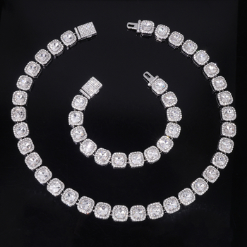 Náhrdelník s kubánskym reťazom, geometrický tvar, materiál: zliatina zinku, príves zo zliatiny zinku, elektroplátovanie