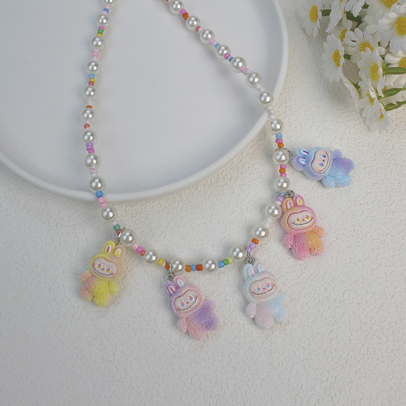 Ogrlica Tinghan Labubu — Ručno izrađena, plast/smola, akrilni privjesak, kuglični lanac