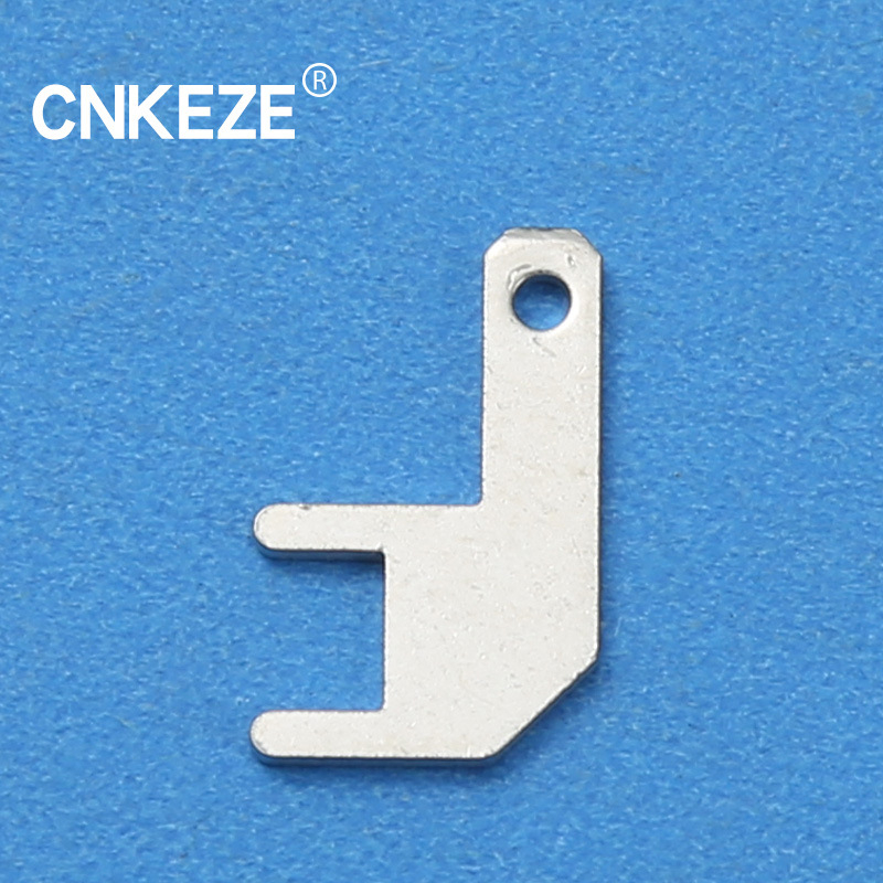 PCB tápellátó csatlakozó, dugaszolható/aljzat, modell 2.8 zászló alakú, sárgaréz ónos bevonattal