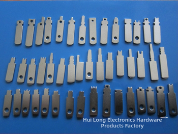 Elektriskā strāvas spraudņa pin - niķelēts dzelzs; vara pārklājums pēc niķelēšanas uzlabotai vadītspējai; Modelis: Ķīnas/ASV noteikumi