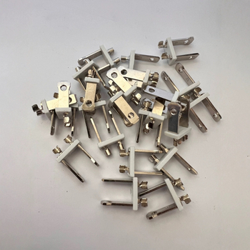 ASV spraudņa kontakta daļa uzlādei, integrēts divu kontaktu iekšējais rāmis, lodēti kontakti, modelis 005, zīmols Yishun