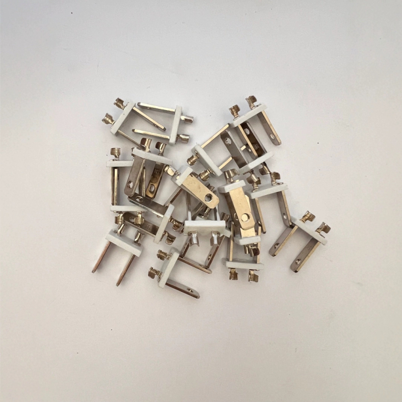 ASV spraudņa kontakta daļa uzlādei, integrēts divu kontaktu iekšējais rāmis, lodēti kontakti, modelis 005, zīmols Yishun