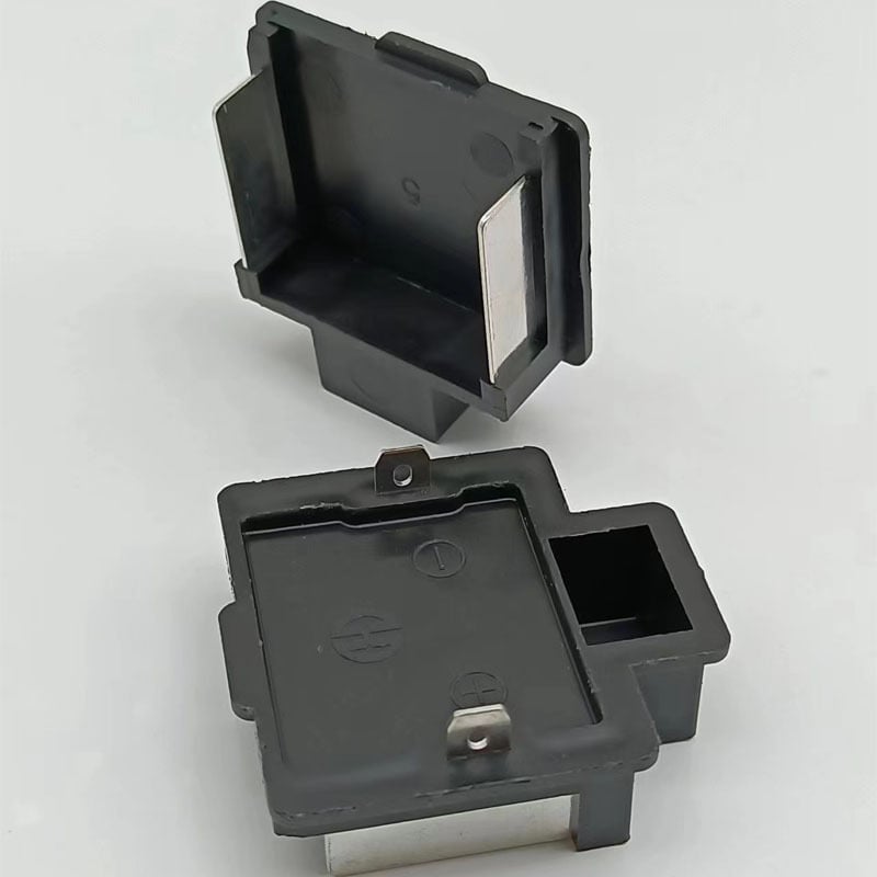 KT Makita-stílusú akkumulátortartó kapcsolócsappal elektromos szerszámokhoz