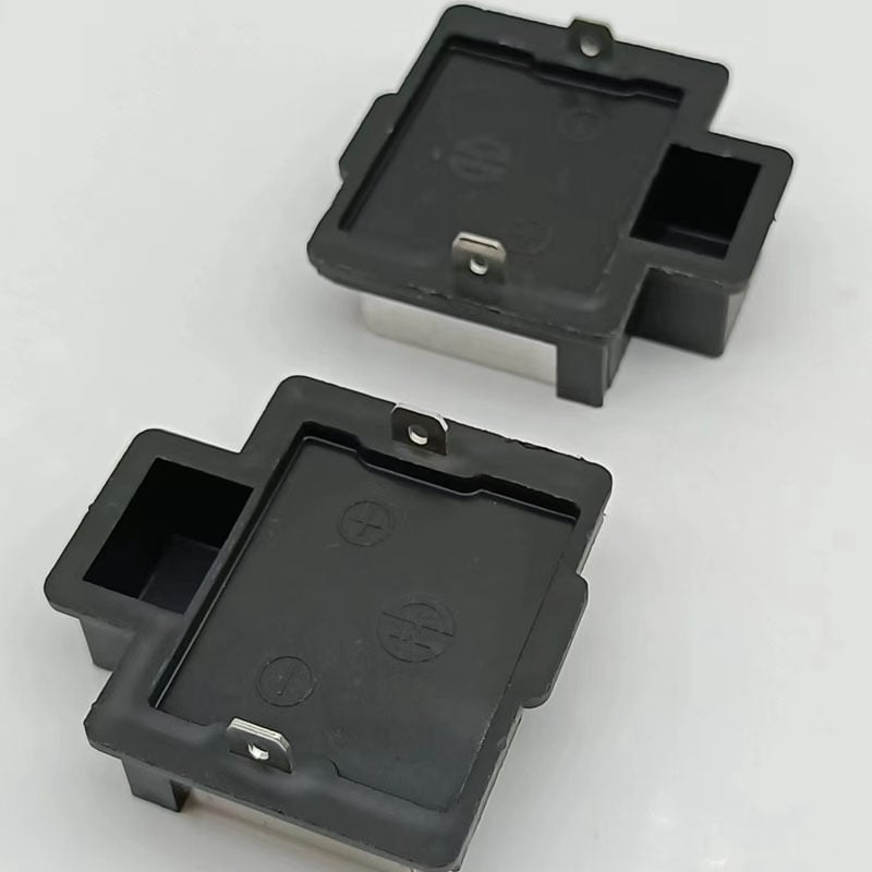 KT Makita-stílusú akkumulátortartó kapcsolócsappal elektromos szerszámokhoz