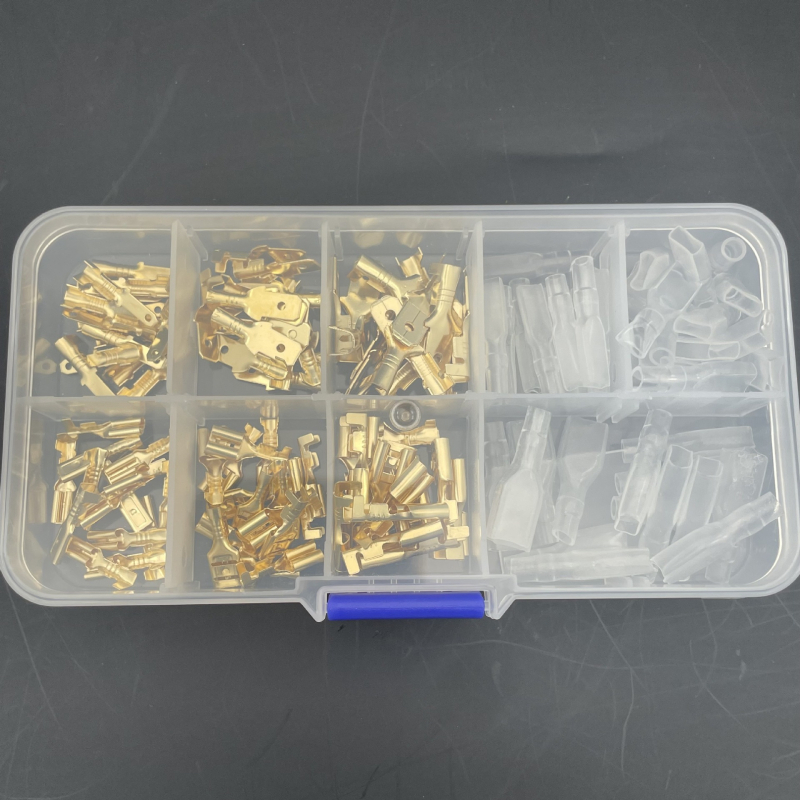 Set od 135 krimp terminal blokova s muškima i ženskim plug-in kontaktima (6.3/4.8/2.8 mm)