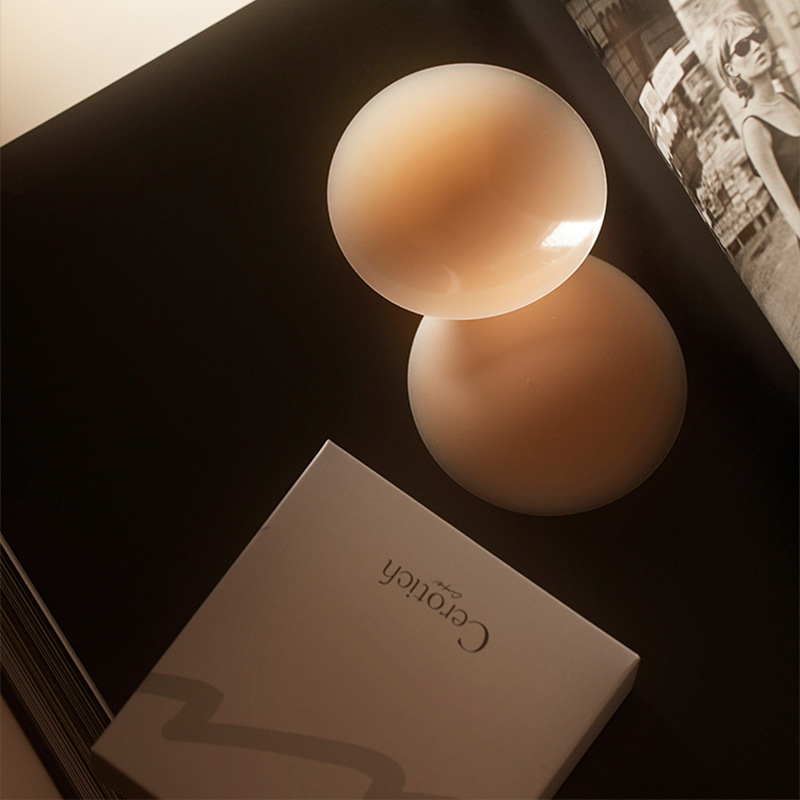 Силиконови бюстпадове – ултра тънки, невидими под дрехите, кръгла форма на зърното, лъскава повърхност