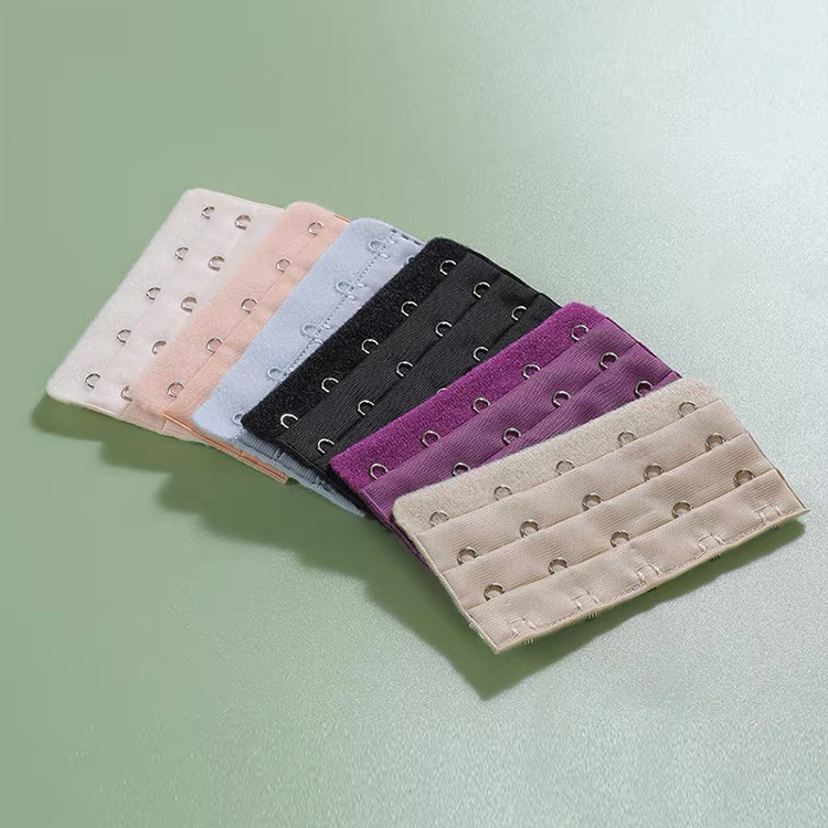 Krūtinėlės plėtiklis su keturiomis eilių kabliukais, nugaros užsegimas, medvilninis minkštas pečių diržas; Medžiaga: medvilnė; Modelis: 19556321548; Išleidimas į rinką: vasara 2024; Apdorojimo ciklas: 30