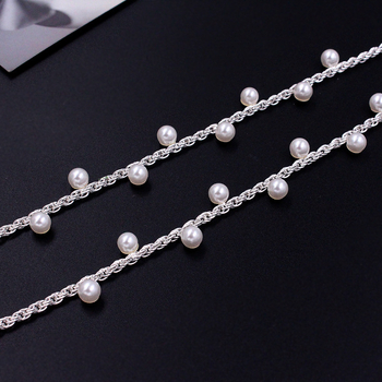 Nematomi pečių dirželiai liemenėlėms su metalinėmis perlomis – Medžiaga: metalas; Išleidimo į rinką laikas: 2023 m. pavasaris; Funkcija: Dekoracija