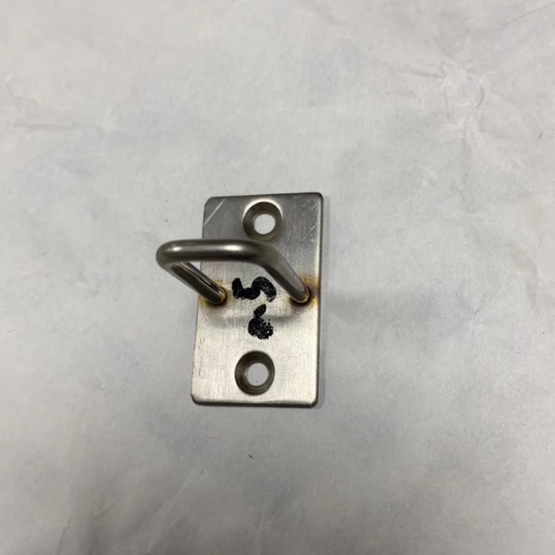 Nerūsējošā tērauda durvju aizslēga – O-tip, 304 nerūsējošais tērauds, piemērots viesnīcu istabu un skapju durvīm, pielāgojams