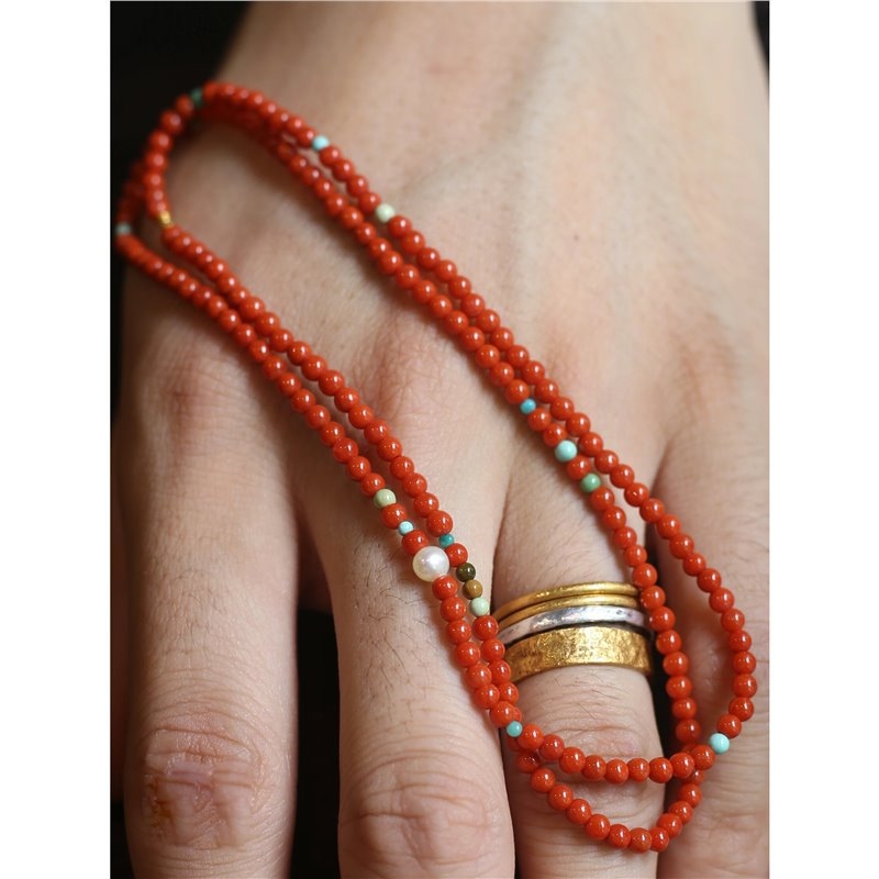 Гривна от агат — ръчна изработка, женски фееричен стил, свеж и сладък, пролет 2025