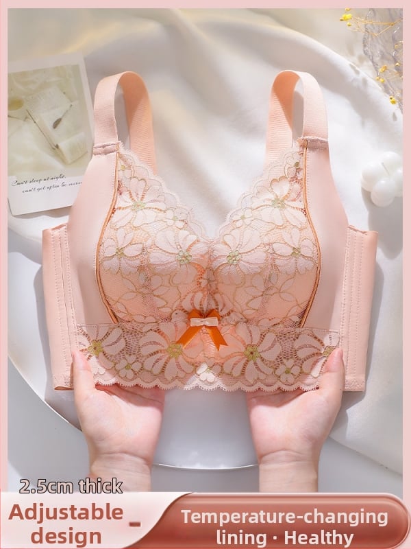 Daiguina nailoninė liemenėlė mažoms krūtims, 3/4 taurė, forma: plonas viršus ir storesnė apačia, fiksuoti dvigubi petnešos, užpakalinė penkių eilių užsegimas