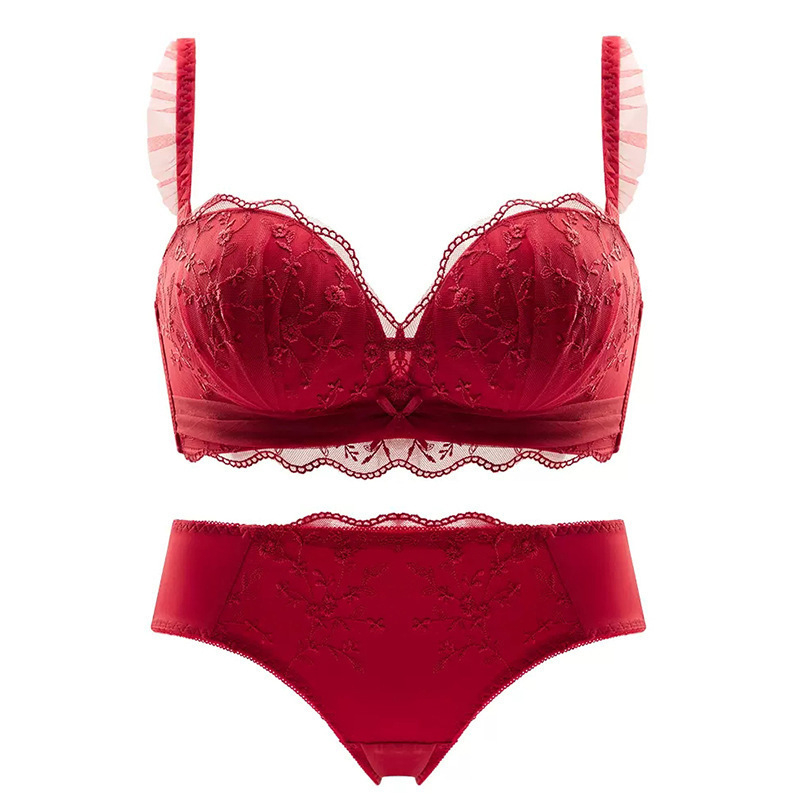 Безжичен бюстгальтер с дантела, чашка 3/4, нейлонова основа, памучна подплата 70–80%, откачващи се двойни презрамки