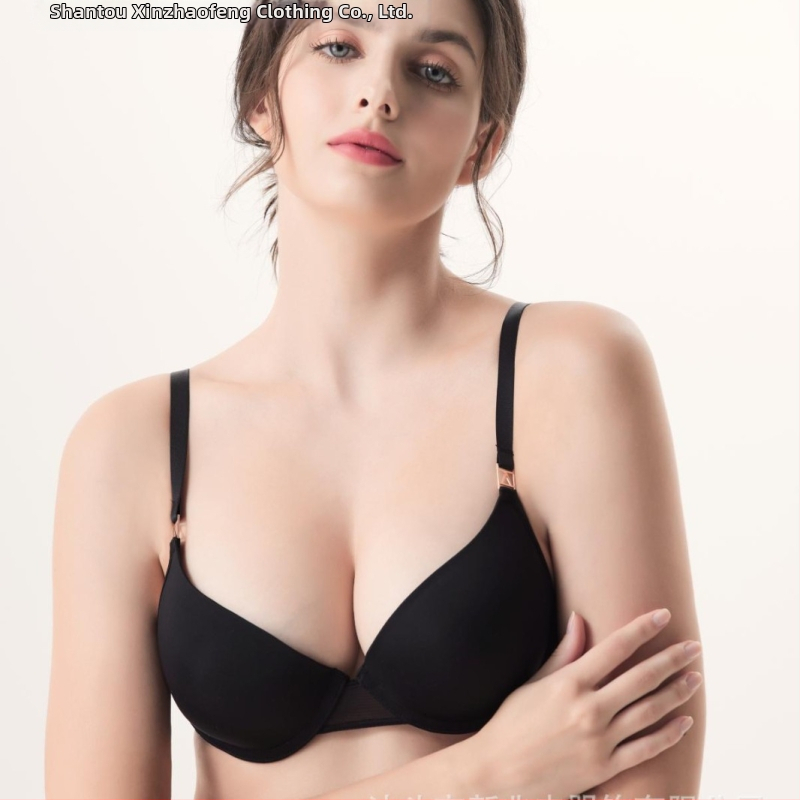 Nailono liemenėlė su reguliuojamu push-up, kvėpuojantis šoninis susikaupimas, vidutiniškai formuoti puodeliai, fiksuotos dvigubos petnešos, nugaros dvigubas užsegimas