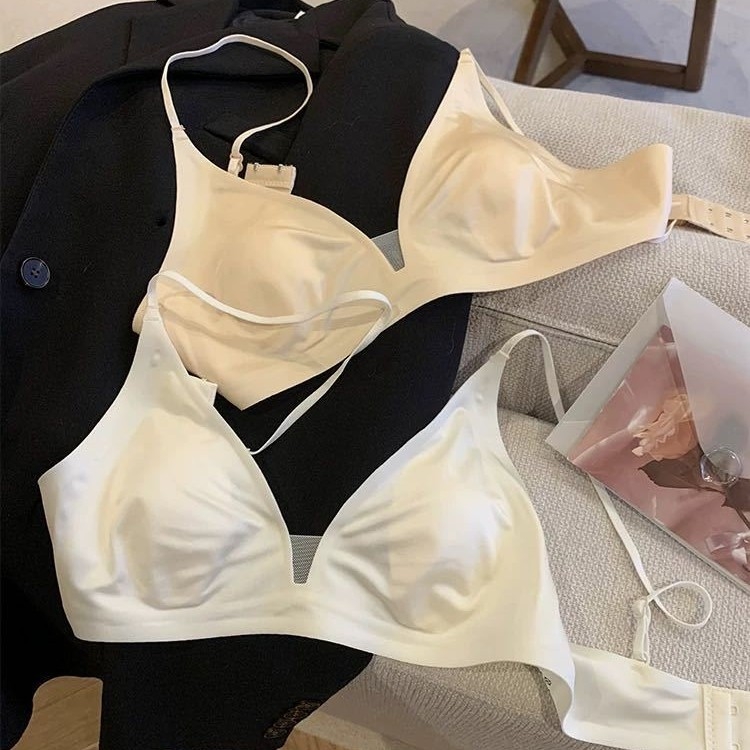 Bešavni ženski push-up grudnjak s čvrsto oblikovanim košaricama, 3/4 košarice, stražnje kopčanje s tri reda kukica, prozračan