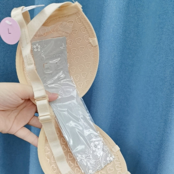 Σουτιέν χωρίς τιράντες, με чашка 1/2, μορφή καλουπιού: άνω λεπτή και κάτω παχιά, αόρατο, βασικό ύφασμα νάιλον 50–70%