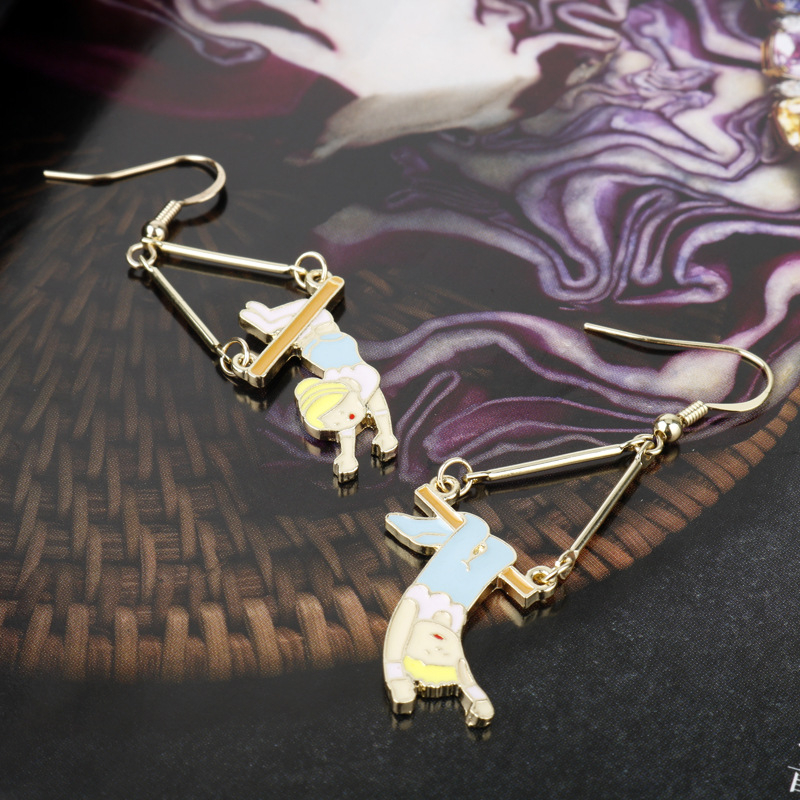 Cercei asimetrici, inspirați de desene animate, din aliaj, stil coreean, geometric pentru femei