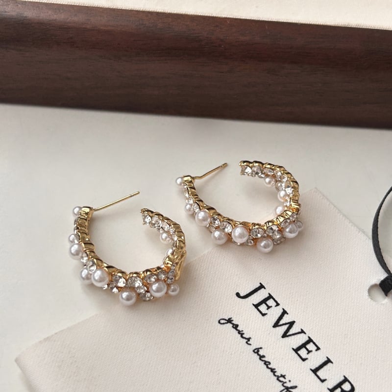 Naušnice C-oblika s perlama i dijamantima, 925 srebrni post, elektroplatirano završno