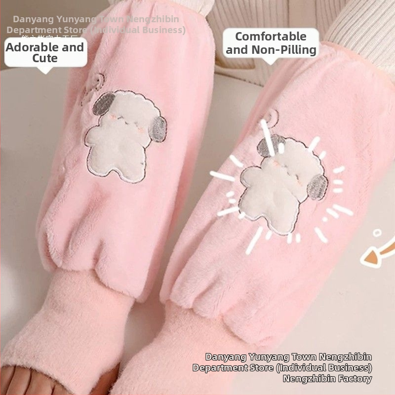 Kaks ühes: puuvillast kinnas ja pikad mansetid soojusele ja mustuse tõrjumiseks — originaalne disain lastele ja õpilastele