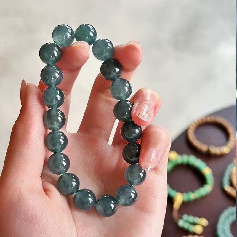 Kézzel készített jadeit golyós karkötő geometriai dizájnnal